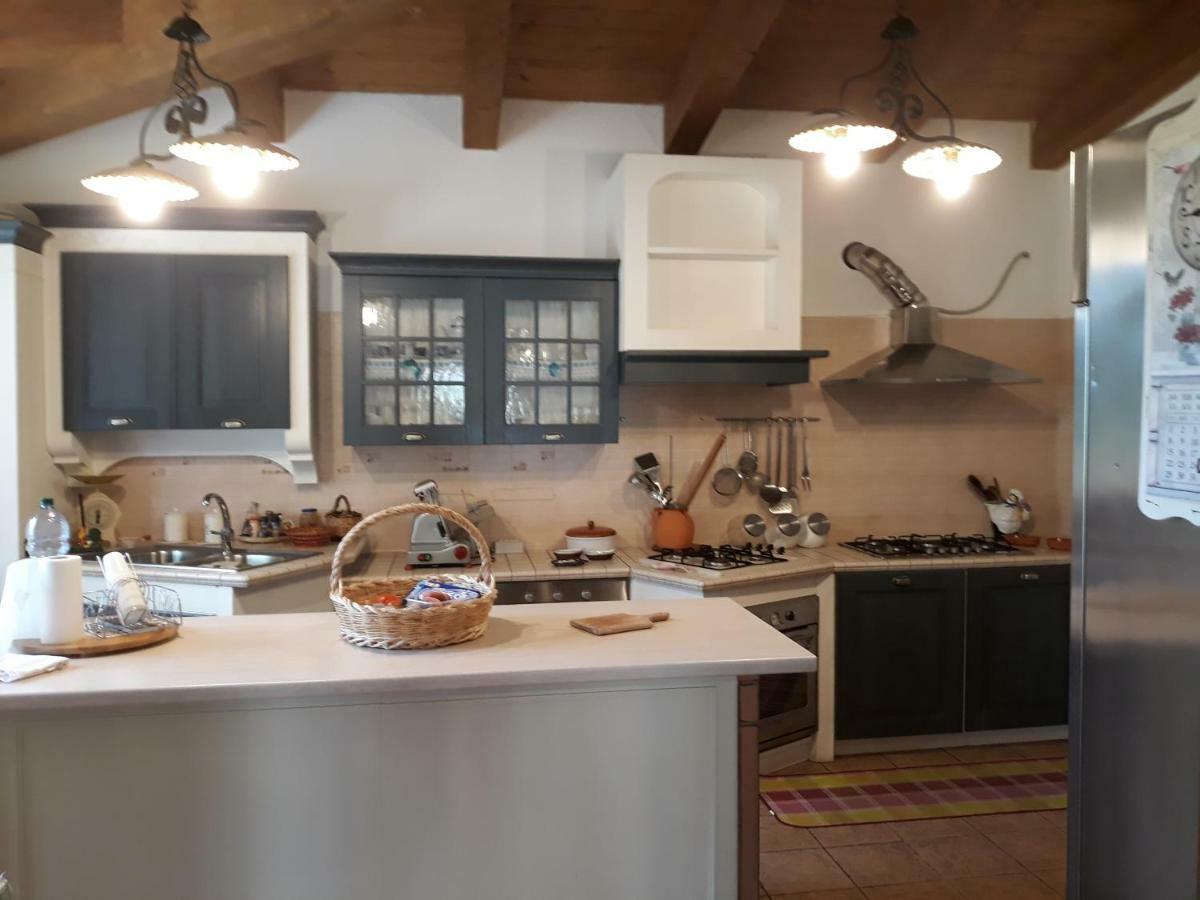 Agriturismo La Casina Rosa كاميغلياتيلو سيلانو المظهر الخارجي الصورة