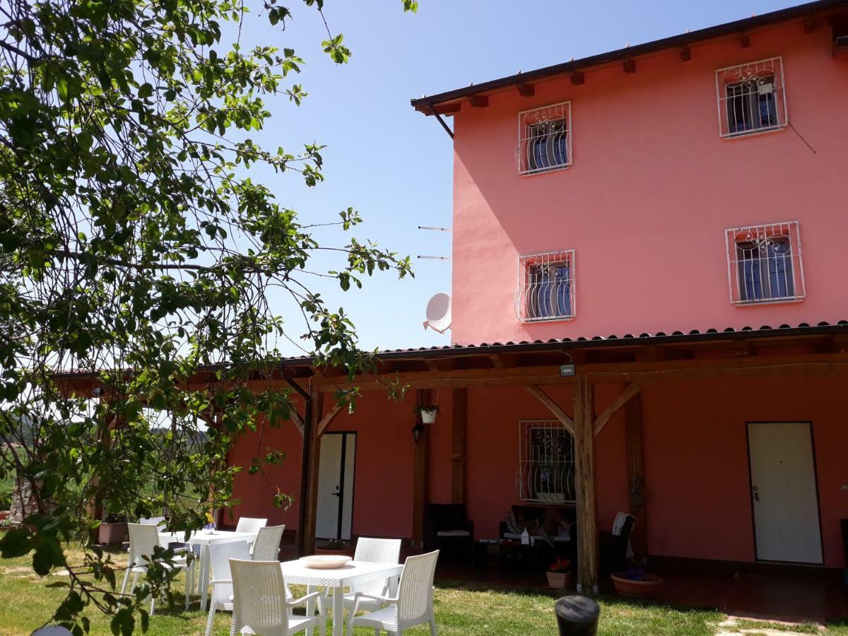 Agriturismo La Casina Rosa كاميغلياتيلو سيلانو المظهر الخارجي الصورة