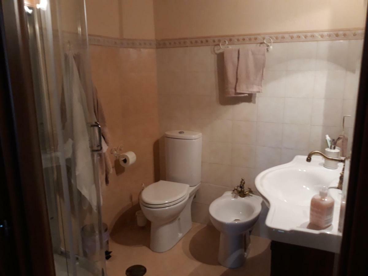 Agriturismo La Casina Rosa كاميغلياتيلو سيلانو المظهر الخارجي الصورة
